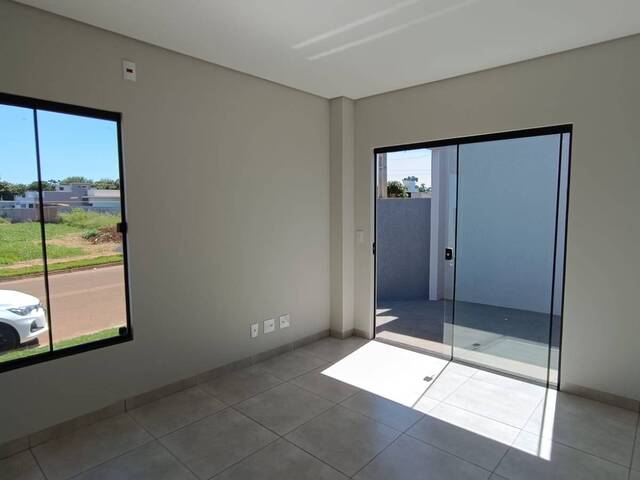 #26 - Casa para Venda em Toledo - PR - 3