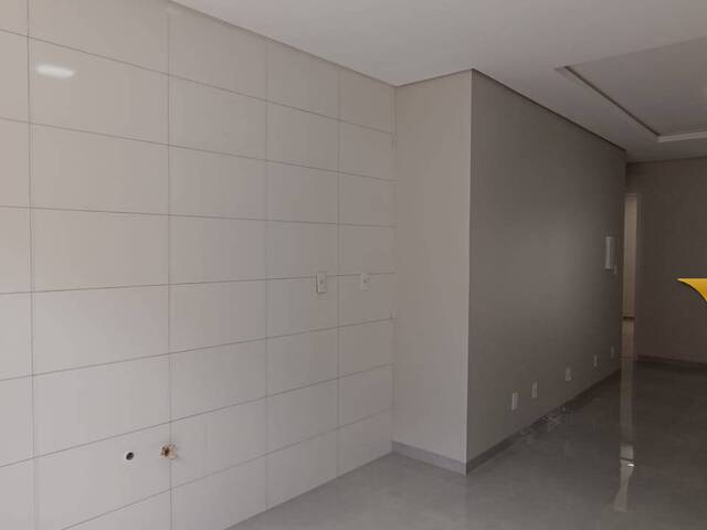 #33 - Casa para Venda em Toledo - PR - 3