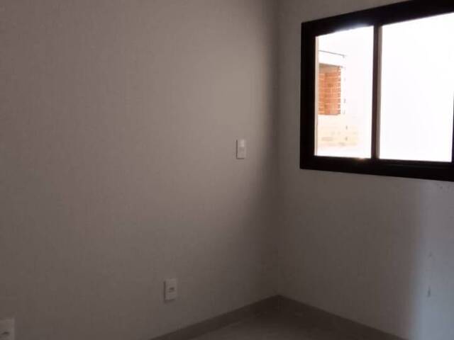 #37 - Apartamento para Venda em Toledo - PR - 3