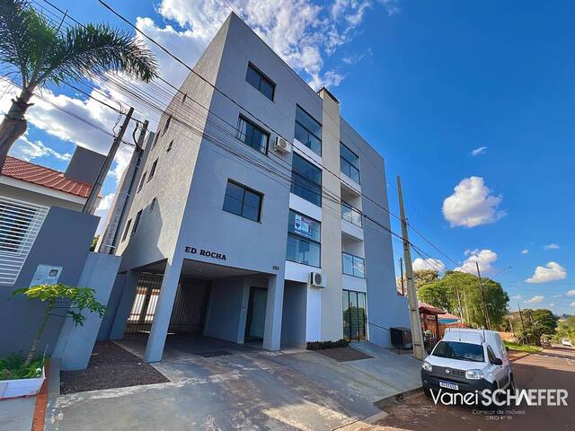 #64 - Apartamento para Venda em Toledo - PR
